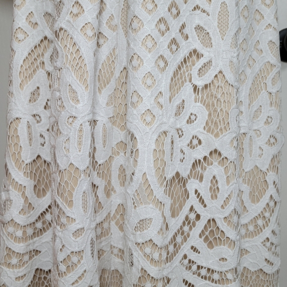 Two Sisters Two-Piece Eyelet Chic Bridal High-Low Skirt Set Size 8 - Picture 3 of 15